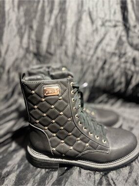 Bebe Dorienne-B Stud Quilted Combat boots